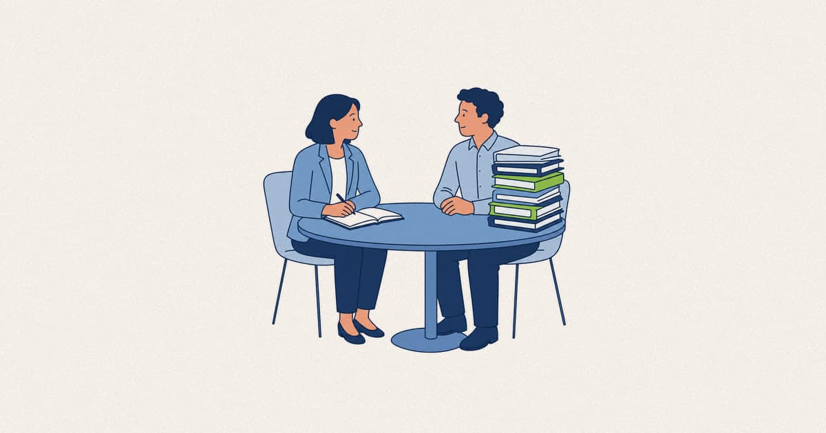 Gestionnaire à l'écoute d'un employé surchargé, la prévention des risques psychosociaux au travail